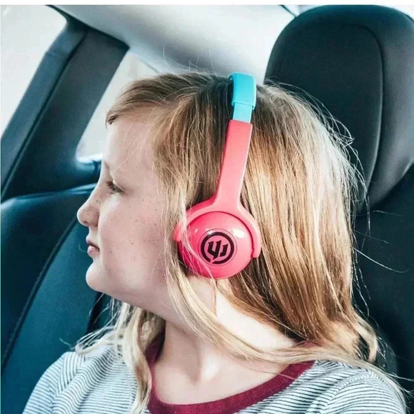 ✨Host Pick✨ BNIB Wicked Audio Wireless Kids Bluetooth Headset w Microphone Pink - Picture 5 of 6